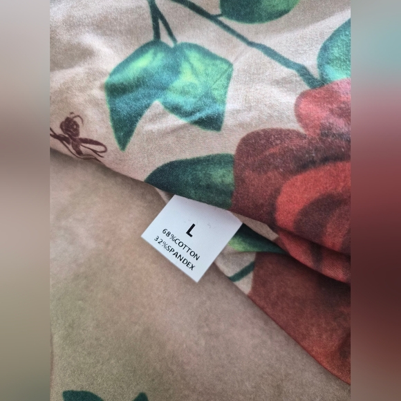 Cropped Beige Trench Coat - Picture 5 of 12